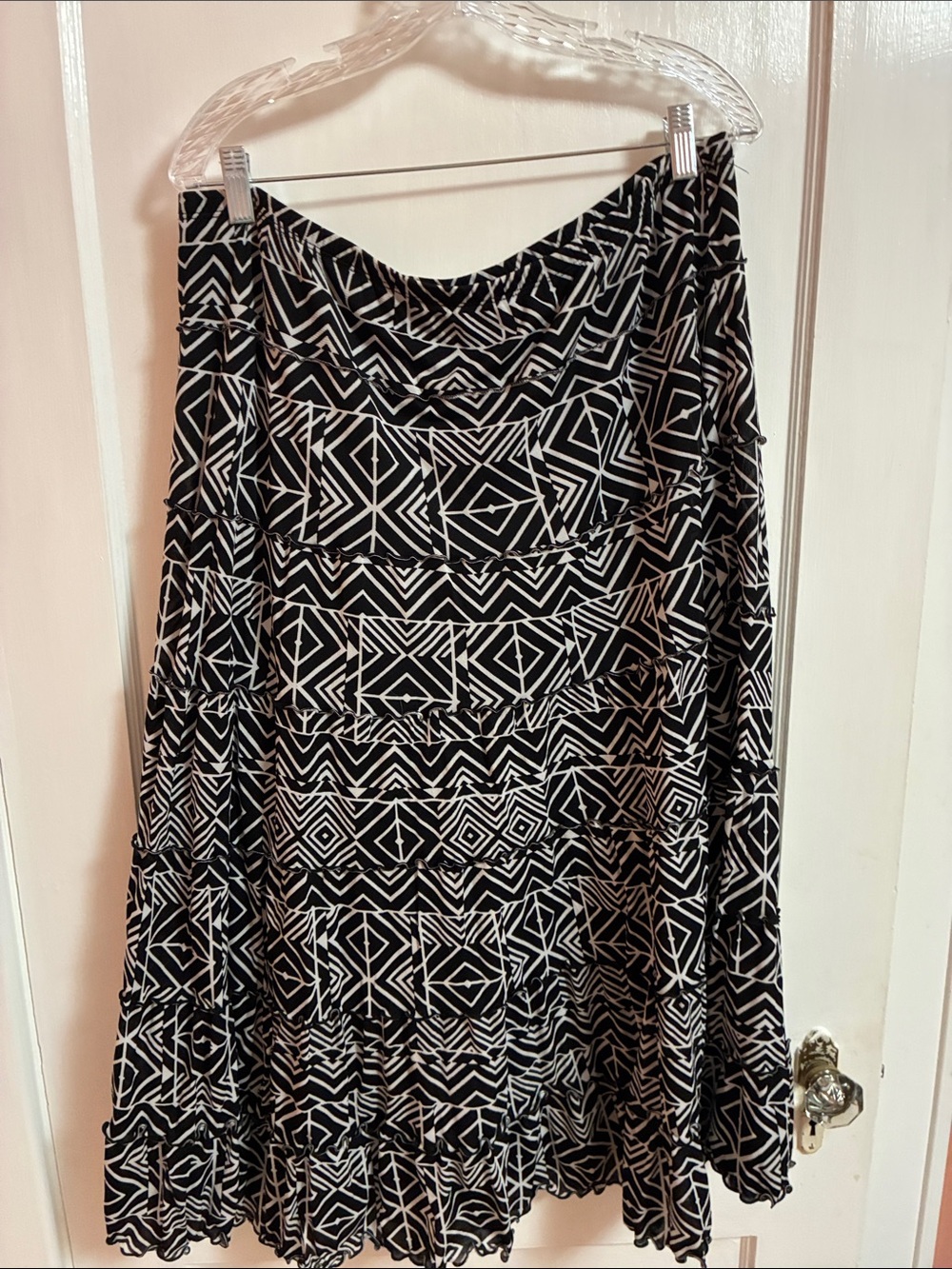 Geometric print pull on circle skirt